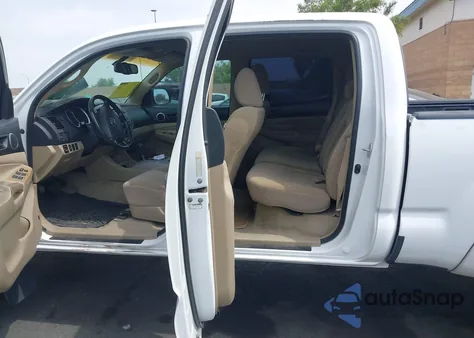 2009 Toyota Tacoma Base V6 z USA, uszkodzony, nr VIN 3TMMU52N79M014709